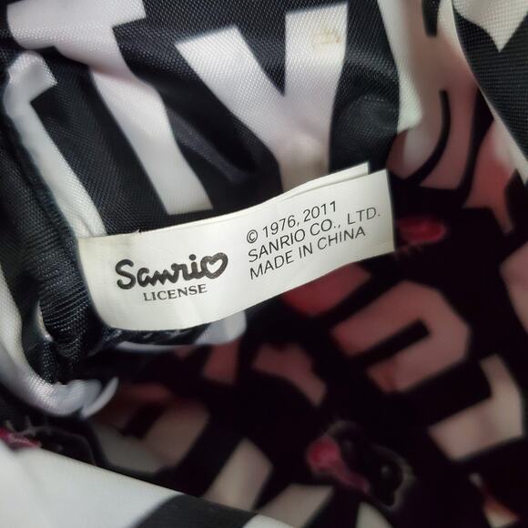 Sanrio Hello Kitty PINK Cosmetic Metal emble Pouch Bag Purse zip Closure Clutch - Picture 9 of 14